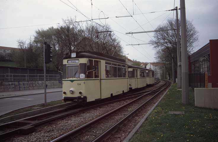 JE02028